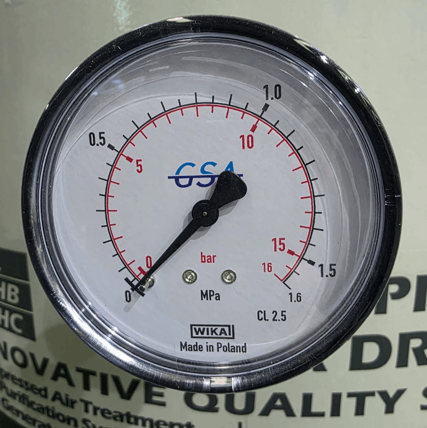 GSA heatless desiccant air dryer's pressure gauge